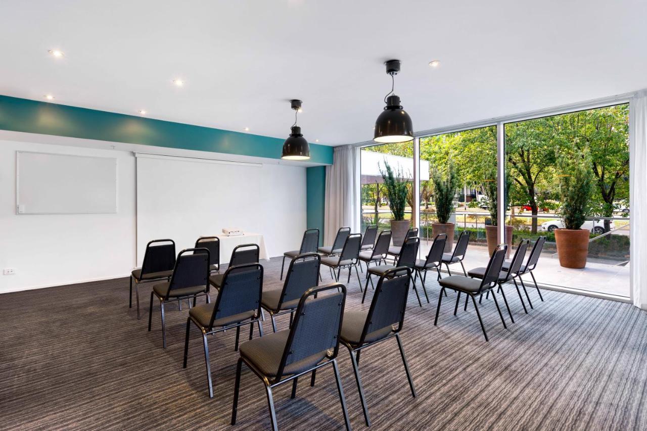 Park Regis Griffin Suites Мельбурн Экстерьер фото